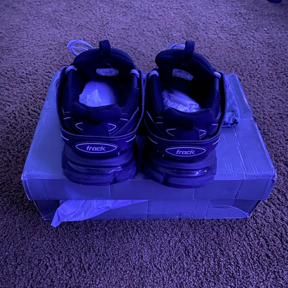 Balenciaga Track, Black and white with extra laces, box and bag - Picture 5 of 5